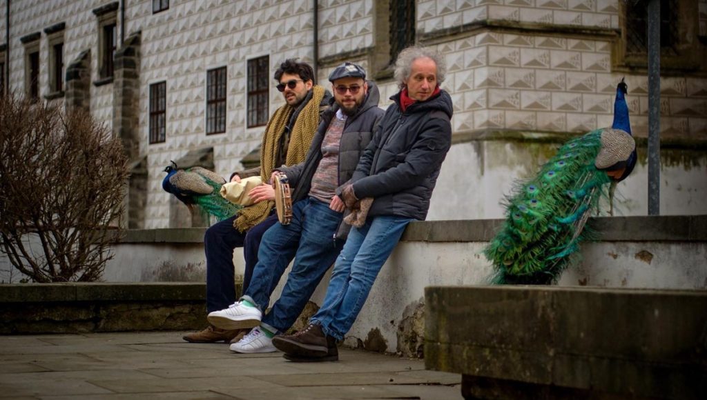 Arkeo-Müzikolojik Bir Keşif Gezisi: AVA Trio