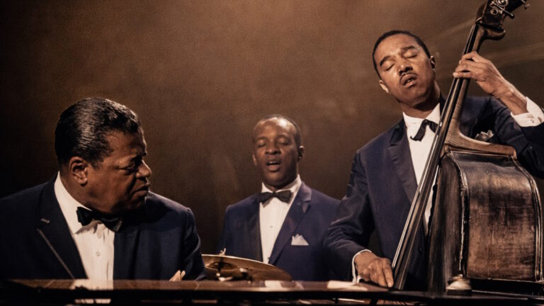 Oscar Peterson Trio – At Baker’s Keyboard Lounge The Complete Recordings (2026) Oscar Peterson Trio - At Baker’s Keyboard Lounge The Complete Recordings (2026)