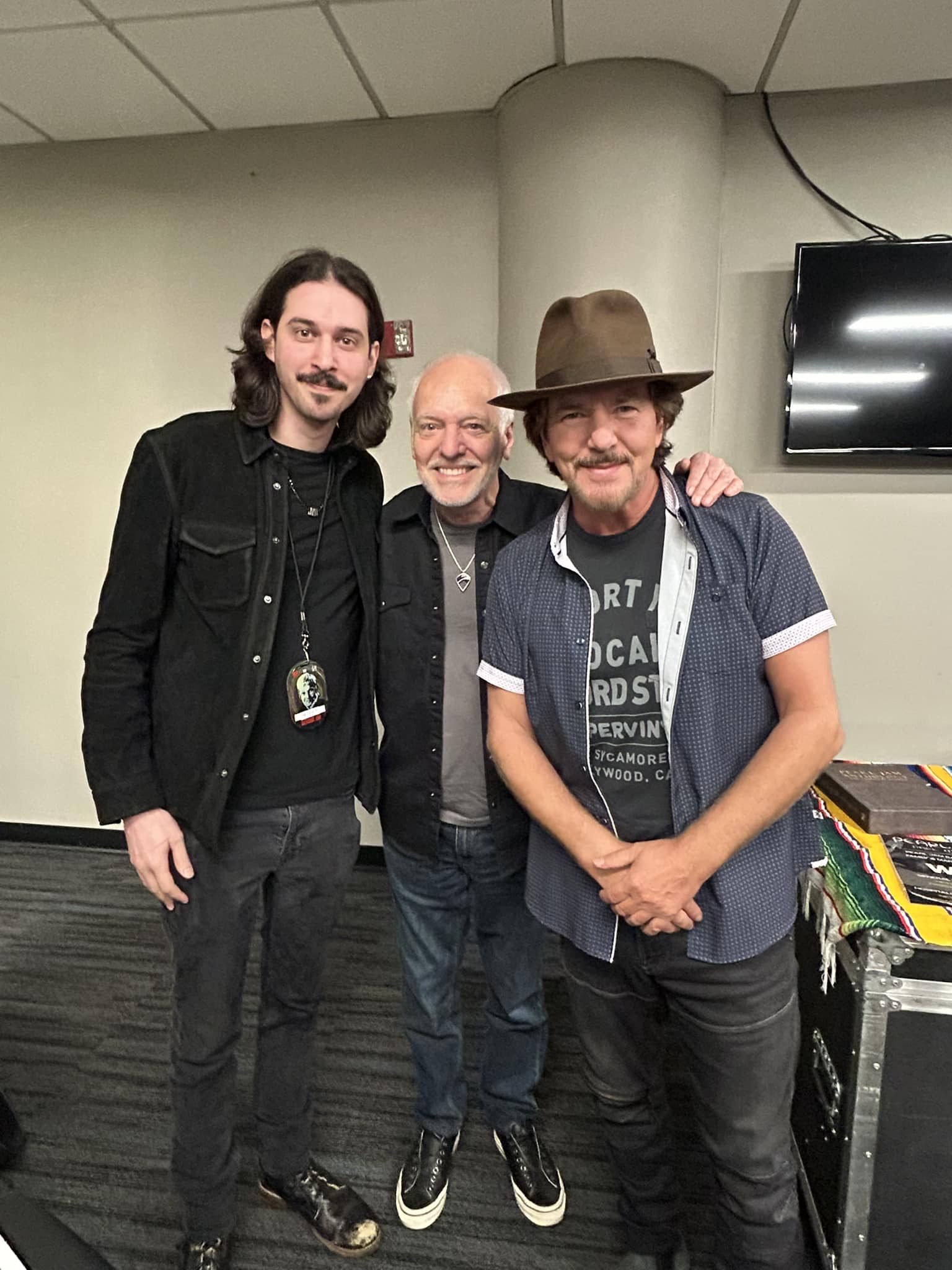 Julian Frampton, Peter Frampton ve Eddie Wedder