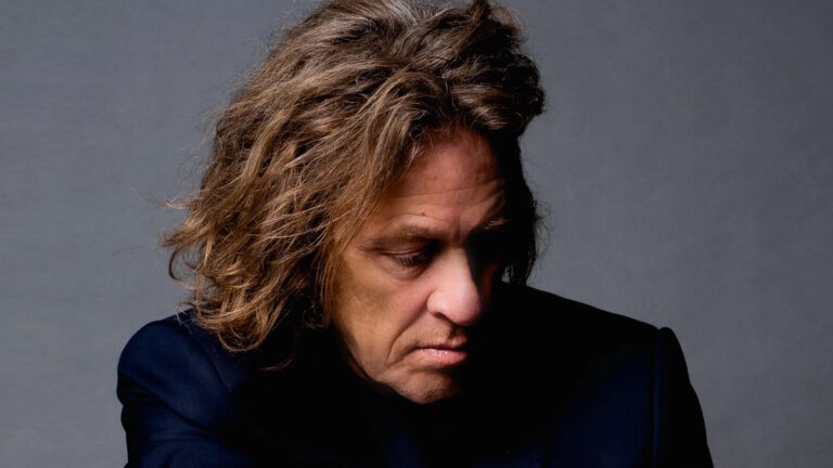 Önce müziğe hizmet et: Dominic Miller