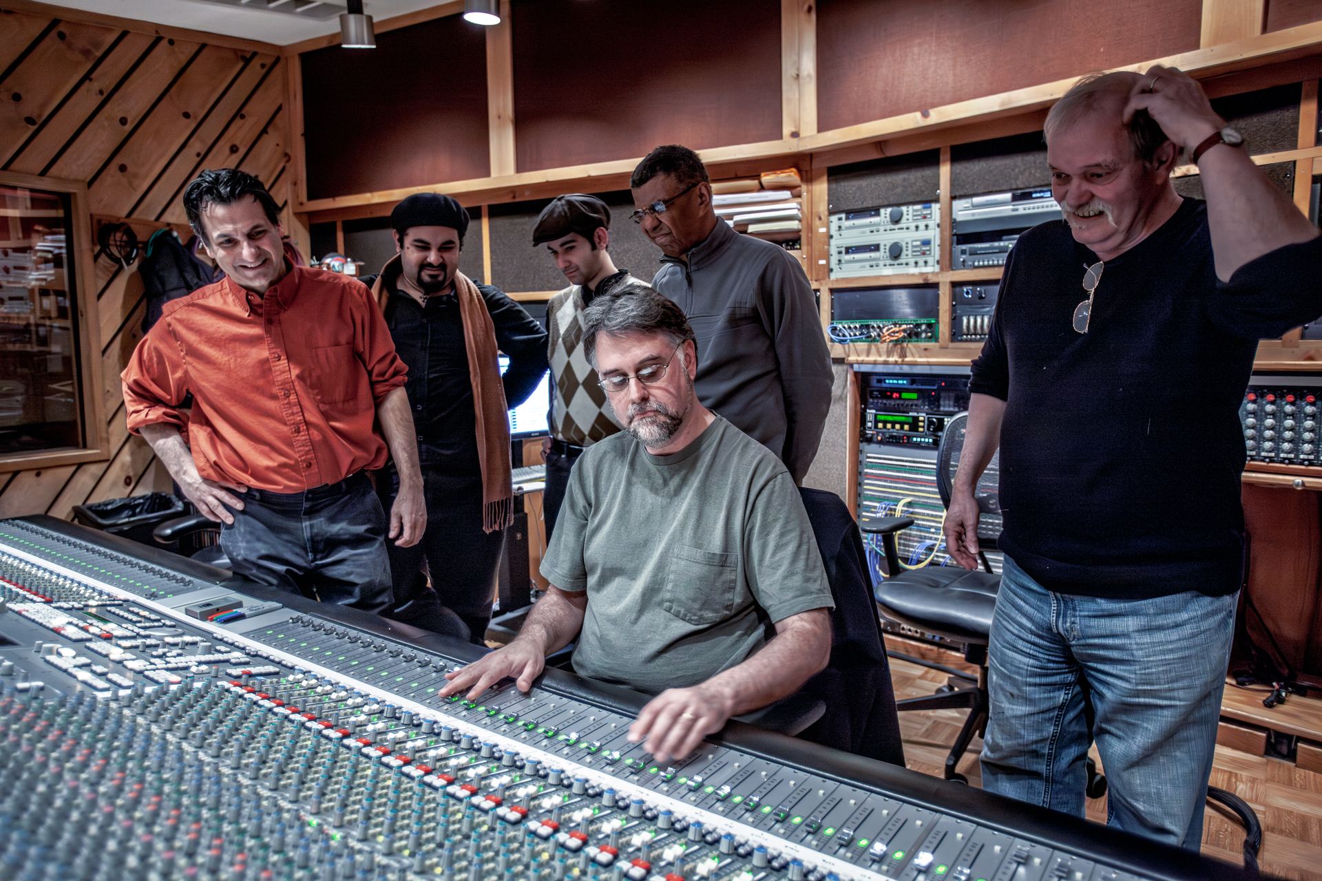 "The Hour of Separation" albüm kayıtları esnasında, Joseph Tawadros, Jack DeJohnette, John Patitucci ve John Abercrombie ile (Fotoğraf: Lee Varis)