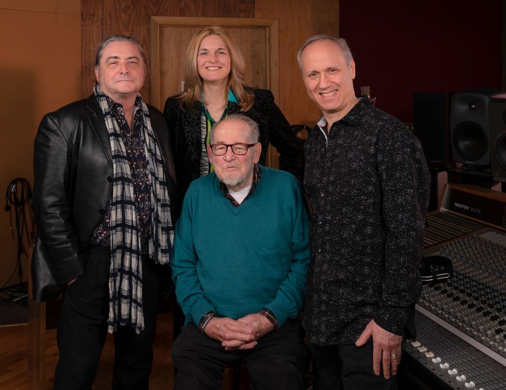 Bob Koester, Elbio Barilari, Julia A. Miller ve Delmark Records, Chicago